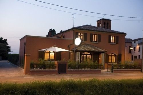 Locanda Il Fagiano Sette Polesini Exteriör bild